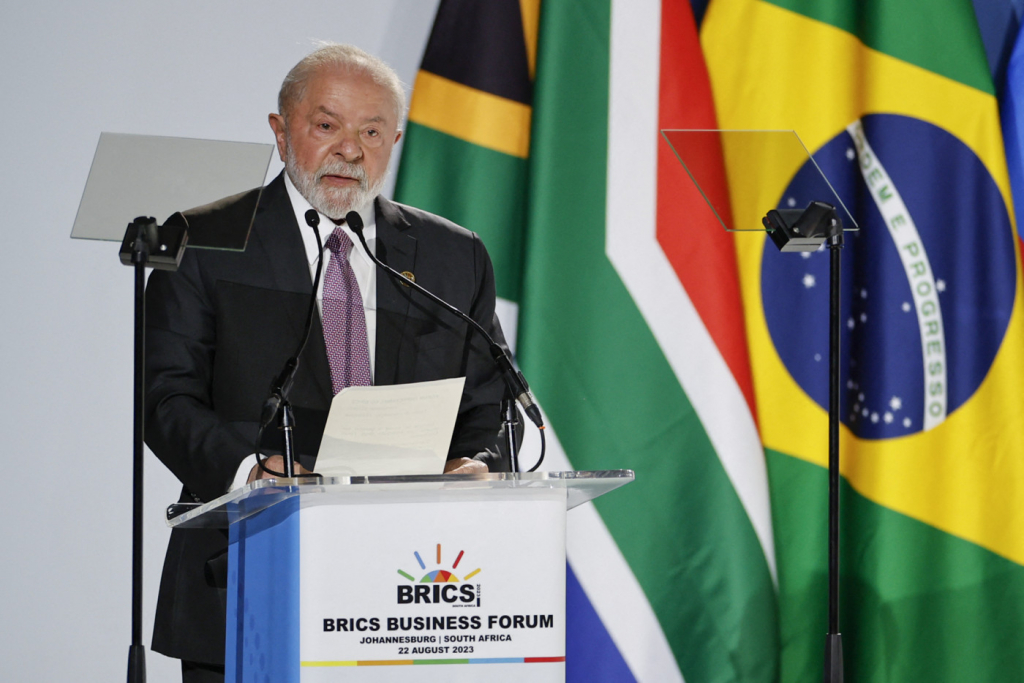 Lula confirma ida a Rússia para cúpula de líderes dos Brics