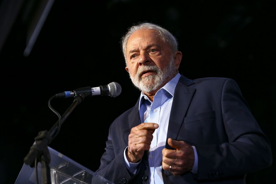 No 1º dia útil de governo, Lula tem reuniões com 11 representantes internacionais