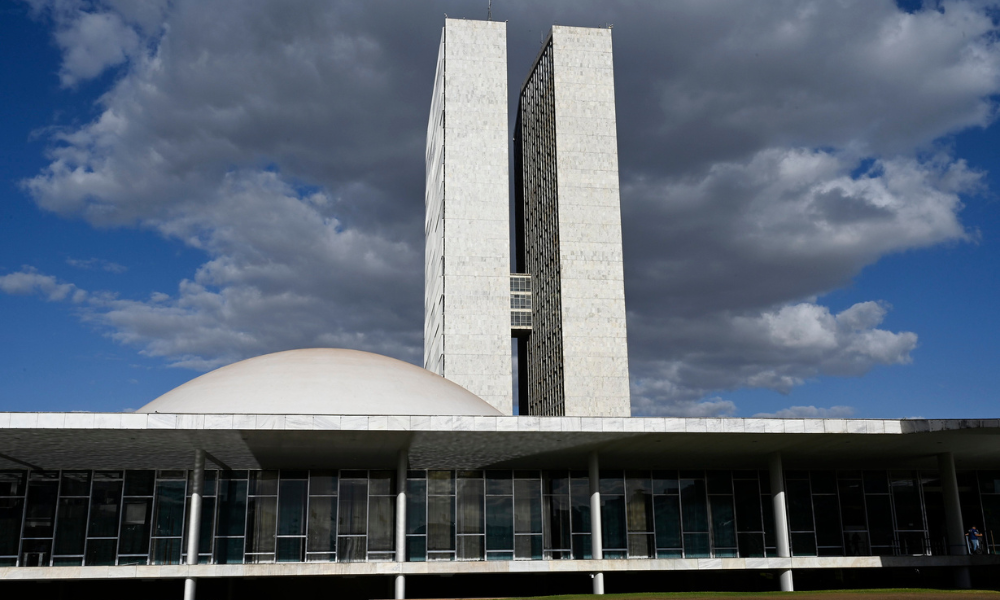 PEC da Anistia pode reduzir repasse de R$ 1,1 bi para candidaturas de negros