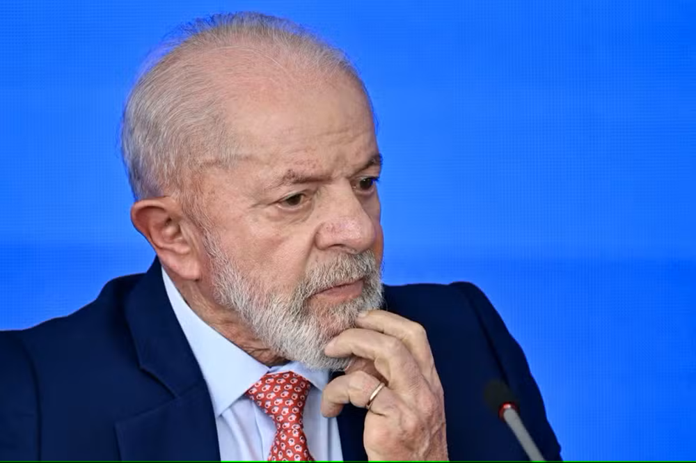 Homem é detido após ofender Lula durante visita ao Rio de Janeiro