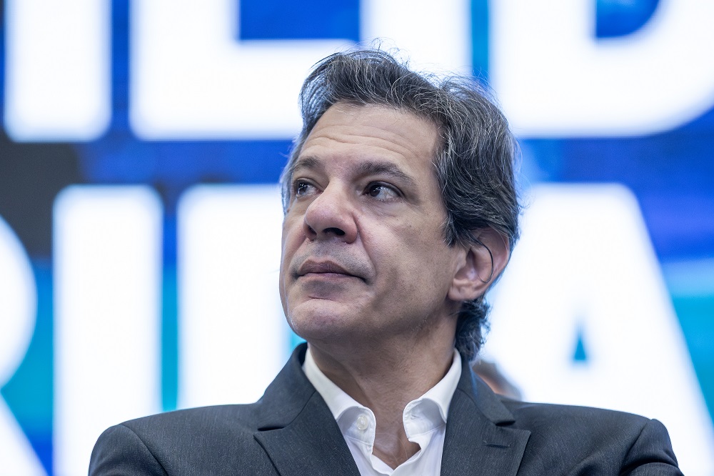 Haddad anuncia ‘checagem’ no INSS para saber número total de aposentados que não autorizaram descontos