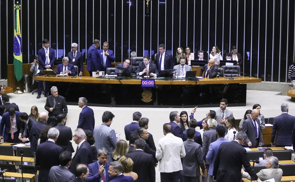 Congresso derruba veto sobre tributação do Fiagros, FIIs e fundos patrimoniais