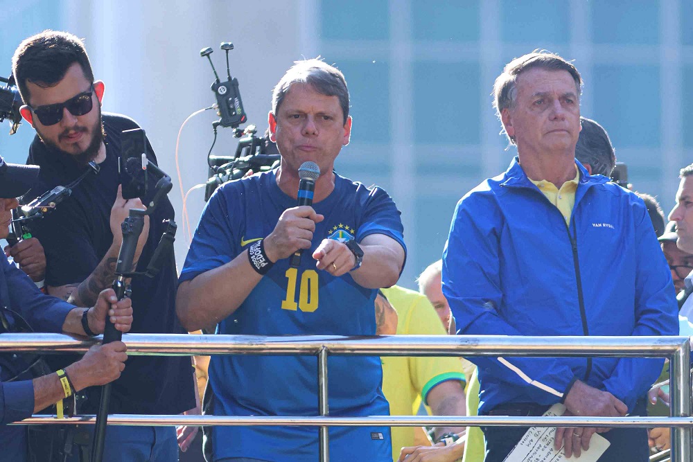 Tarcísio passará por procedimento médico e não irá a ato de Bolsonaro no domingo