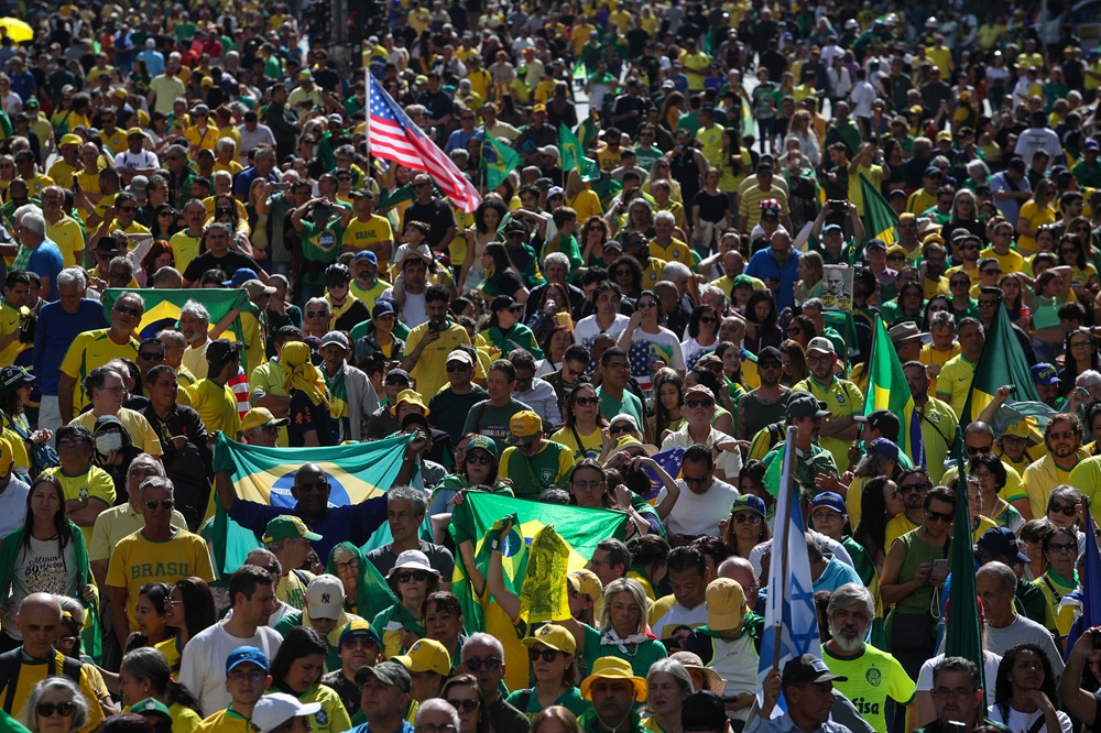 Ato pró-Bolsonaro na Paulista reúne cerca de 37 mil pessoas, segundo monitor da USP