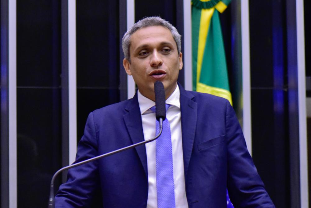 Moraes veta deputado Gustavo Gayer de visitar Jair Bolsonaro em prisão domiciliar
