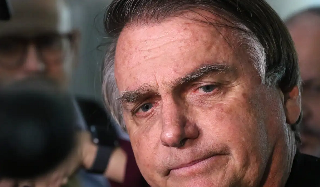 Bolsonaro entra para lista de dez presidentes condenados por golpe no mundo