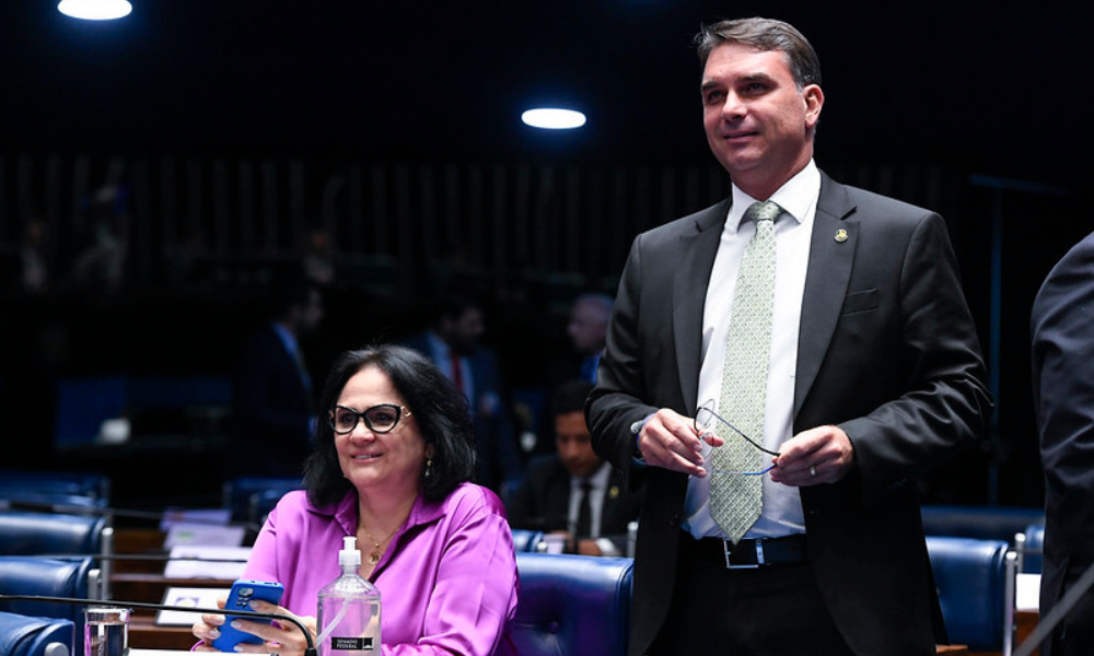 Flávio Bolsonaro e Sérgio Moro vão ser titulares na CPI do Crime Organizado