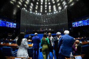 Análise da função do senador na estrutura legislativa brasileira