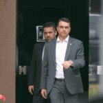 Flávio conversa com Moraes sobre prisão domiciliar de Bolsonaro: ‘Ficou de avaliar’